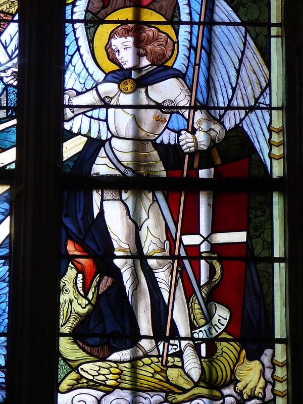 St Michel domptant le dragon St Michel domptant le dragon